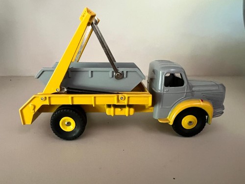 Camion berliet multibenne - camion,