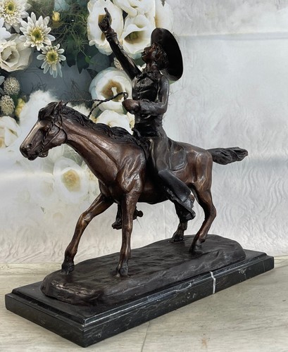 Sculpture cowboy bronze - sculpture, en