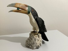 Sculpture Toucan en pierres