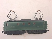 HORNBY acHO LOCOMOTIVE SNCF BB 8144 train electrique ho