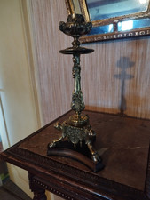 Bougeoir en Bronze Décor Pattes et Têtes de Béliers XIXème