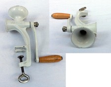 MOULIN A EPICES- BROYEUR A