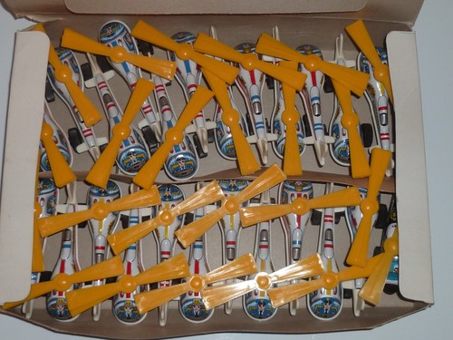 Ancien lot helicopteres neuf - ancien, d