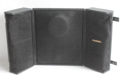 Chanel écrin pour collier - Écrin,