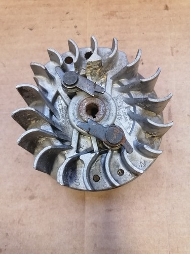 Volant moteur dolmar - moteur,