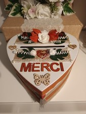 Urne boîte blanche et