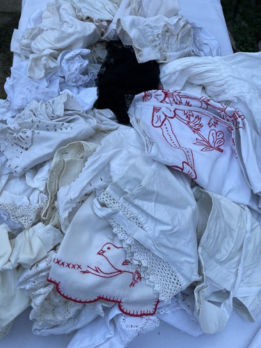 Linge ancien brodé