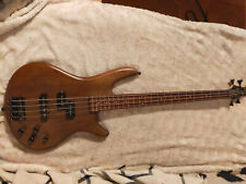 lots de 2 guitares basses