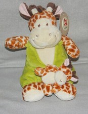 peluche doudou girafe avec