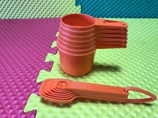 13 Pc Tupperware Set Orange 6 Measuring Cups & 7 Measuring Spoons on Ring