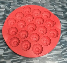 Moule à bouchées Tupperware