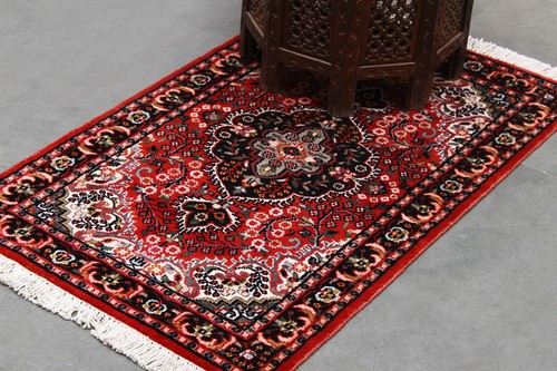 Tapis salon tribal rouge - de,