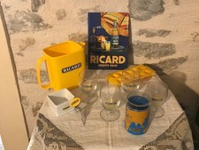 Lot de 10 objets publicitaires "RICARD"
