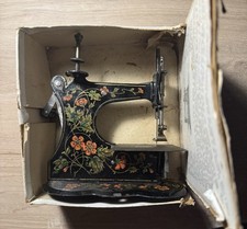 Singer Style Sewing Machine For Kids Toy 19th Century Rare (DRGM 20557)