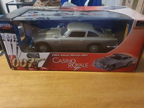 Aston martin db5 james bond - aston,