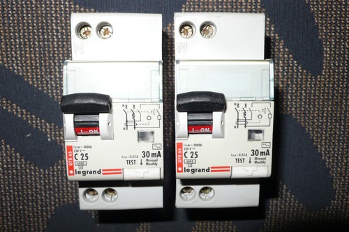 Disjoncteur differentiel 25a - differentiel,