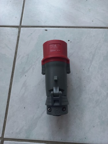 Prise legrand 52244 - prise,