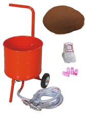 Sableuse mobile sur Roulettes 31,50L 23kg + Sac 20kg d'Abrasif Garnet Mesh 120A+