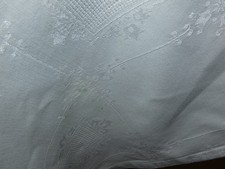 LINGE ANCIEN Nappe DAMASSEE