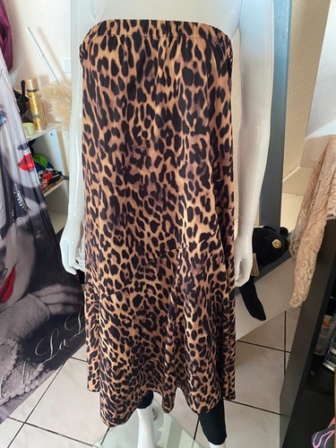 Robe jupe en un léopard - robe,