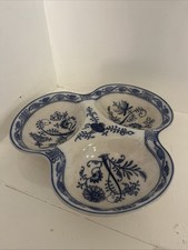 **RARE** Villeroy & Boch Dresden Blue and White Onion Large Divided Serving Bowl