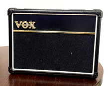 Amplificateur guitare VOX AC2 RhythmVOX 2W 4Ω Rhythm Box alimenté par batteri...