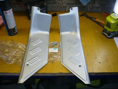 Marche pied aluminium - pied,