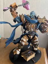 DC Unlimited World of Warcraft Vindicator Maraad Deluxe Collector Figure WoW OOP