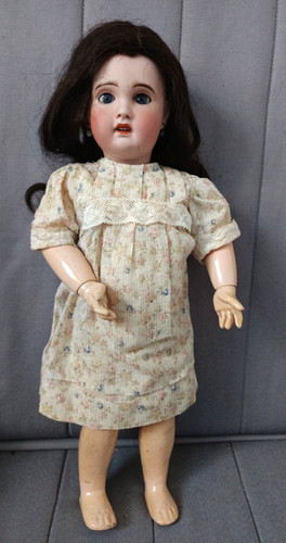 Belle poupée type jumeau - belle,