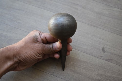 Ancienne enclume boule fer - boule, de