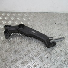 Platine repose pied gauche