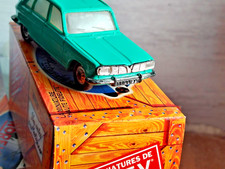 Renault R16 Norev   verte