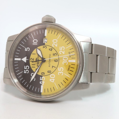 Fortis flieger pilot cockpit - fortis,