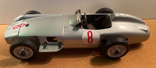 Miniature 16 mercedes - 1/16,,