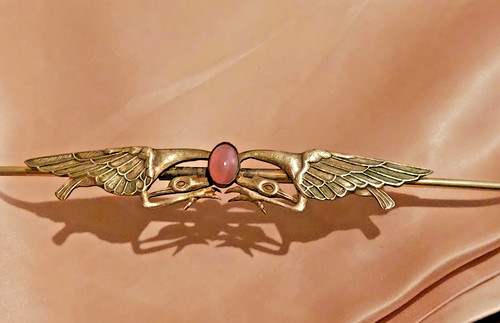 épingle chapeaux cigogne - Épingle,