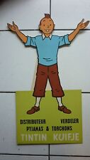 TRES RARE PLV  TINTIN  PUB DISTRIBUTEUR DE PYJAMAS / ANNEES 60  /  66 X 42 CM 
