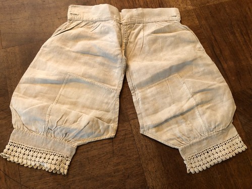Ancienne culotte fendue - ancienne,