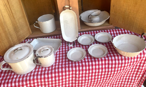 Jouet ancien jolie dinette - jouet,