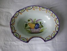 Plat à barbe ancien en