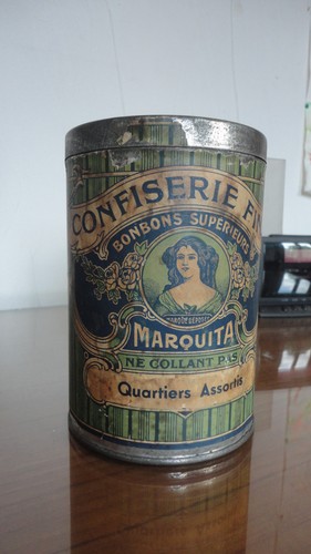 Boite tole fer ancienne - tole,
