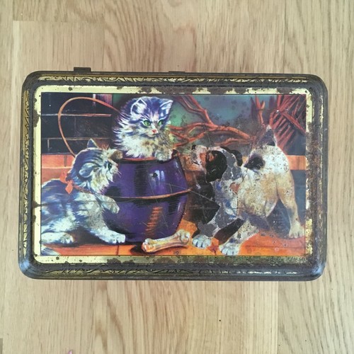 Ancienne boite fer biscuits - ancienne,