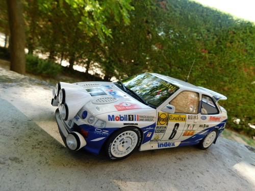 Ford escort cosworth - ford,