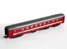 LIMA HO 309207 VOITURE VOYAGEUR UIC A9, WAGON RESTAURANT, SNCF 51 87 88, AMÉNAGÉ