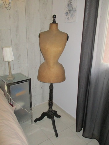 At536 mannequin style stockman - at536,
