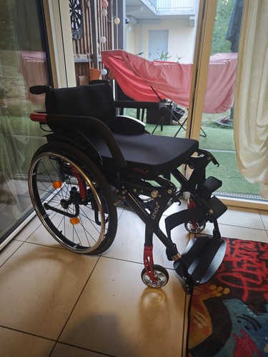 Fauteuil roulant - fauteuil,