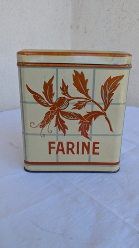 Ancienne boîte fer - en,