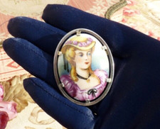 OLD LIMOGES PORCELAIN BROOCH portrait of an elegant woman circa 1940