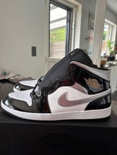 AIR JORDAN 1 mid SE  taille