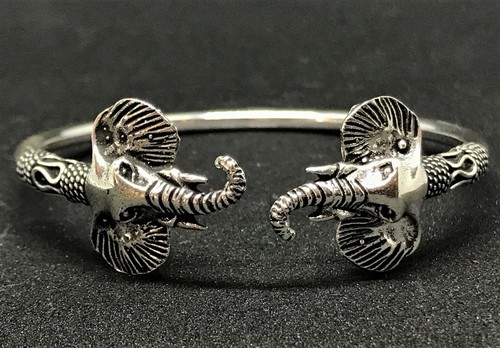 Bracelet manchette éléphant