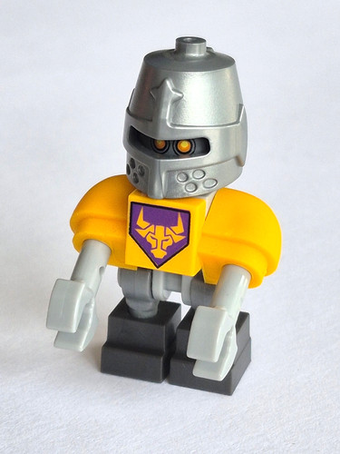 Figurine minifigure lego nexo - figurine,